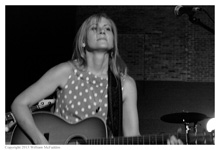 Nora Jane Struthers -- click for gallery
